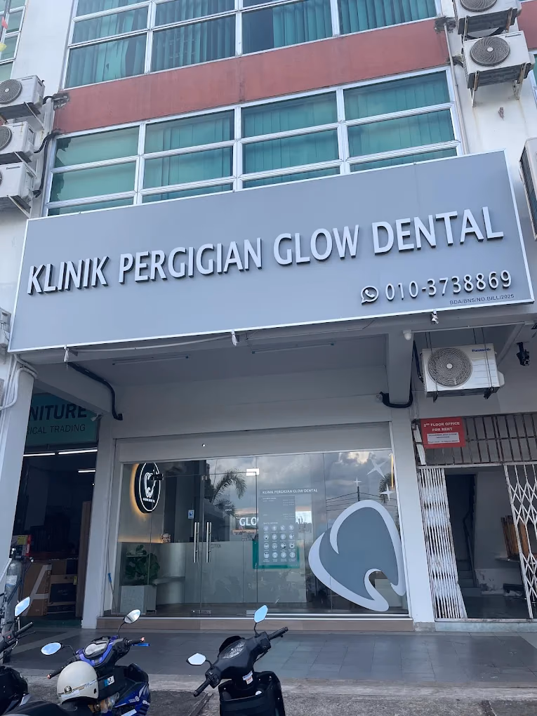 Klinik Pergigian Glow Dental shopfront near Medan Mall in Bintulu